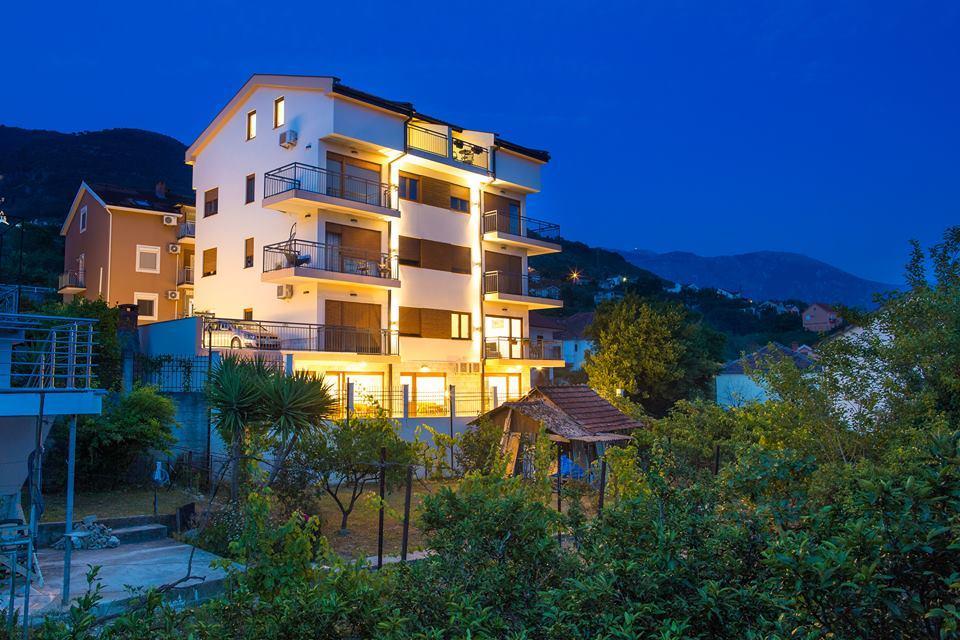 Porto Apartments Tivat Exterior foto